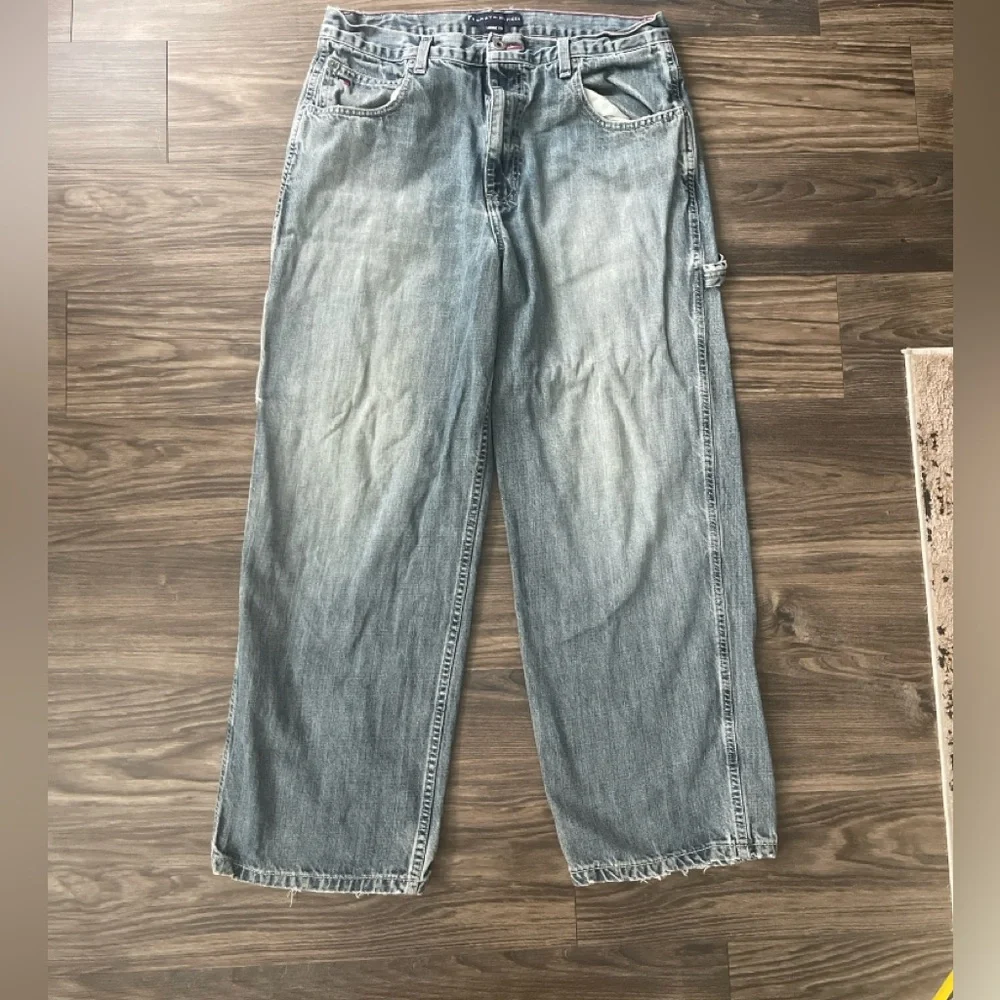 Tommy Hilfiger Vintage Light blue Washed Loose Fit Carpenter Jeans - Picture 8 of 11